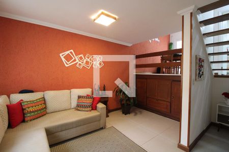 Sala de casa de condomínio à venda com 2 quartos, 160m² em Jardim Consórcio, São Paulo