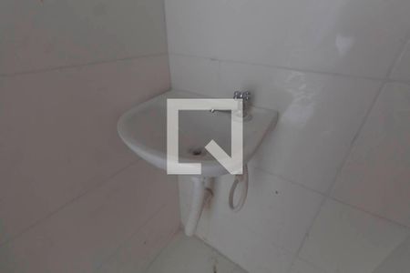 Apartamento para alugar com 34m², 2 quartos e sem vagaBanheiro