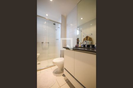 Apartamento para alugar com 168m², 3 quartos e 4 vagas Apartamento para alugar com 168m², 3 quartos e 4 vagasBanheiro suíte 1