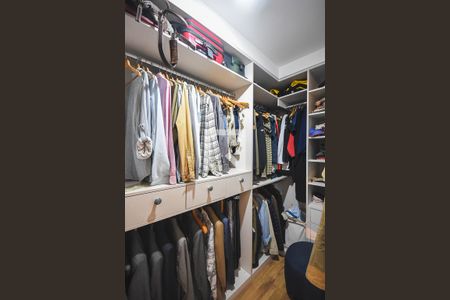 Apartamento para alugar com 168m², 3 quartos e 4 vagas Apartamento para alugar com 168m², 3 quartos e 4 vagasArmário da suíte 3