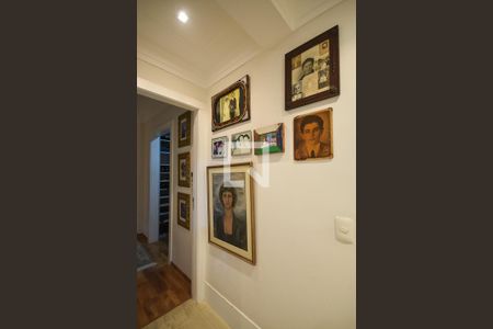 Apartamento para alugar com 168m², 3 quartos e 4 vagas Apartamento para alugar com 168m², 3 quartos e 4 vagasCorredor