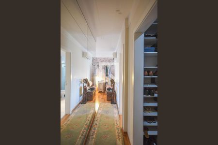 Apartamento para alugar com 168m², 3 quartos e 4 vagas Apartamento para alugar com 168m², 3 quartos e 4 vagasArmário da suíte 3