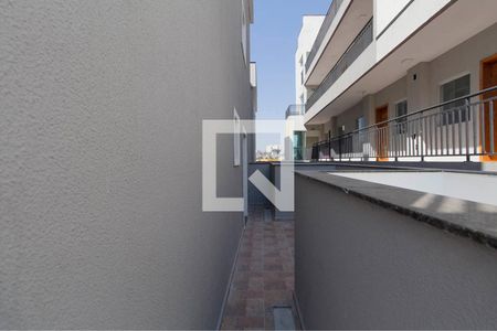 Apartamento para alugar com 32m², 2 quartos e sem vaga Apartamento para alugar com 32m², 2 quartos e sem vagaVaranda