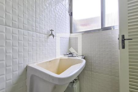 Apartamento à venda com 64m², 2 quartos e 1 vagaÁrea de Serviço