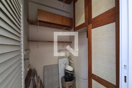 Apartamento à venda com 64m², 2 quartos e 1 vagaQuarto de Serviço