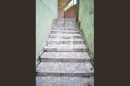 Casa para alugar com 43m², 1 quarto e sem vagaEscada