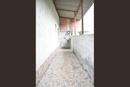 Casa para alugar com 43m², 1 quarto e sem vagaVaranda - Fundos