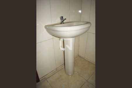 Casa para alugar com 43m², 1 quarto e sem vagaPia