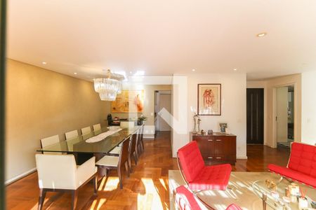 Sala de apartamento à venda com 3 quartos, 191m² em Real Parque, São Paulo