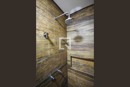 Apartamento para alugar com 120m², 3 quartos e 2 vagasChuveiro do banheiro