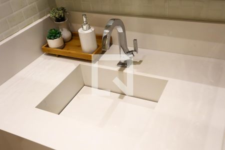Banheiro de apartamento para alugar com 1 quarto, 45m² em Fazenda Morumbi, São Paulo