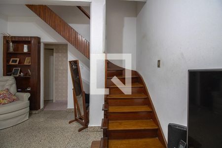 acesso andar superior de casa à venda com 2 quartos, 100m² em Vila Leopoldina, São Paulo