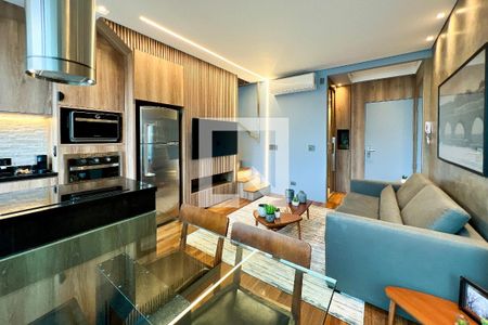 Sala de apartamento para alugar com 1 quarto, 64m² em Vila Olímpia, São Paulo