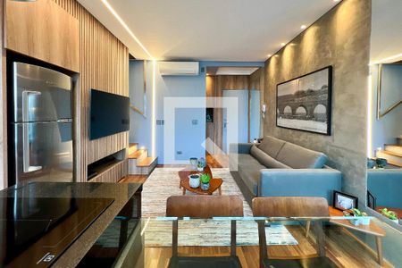 Sala de apartamento para alugar com 1 quarto, 64m² em Vila Olímpia, São Paulo