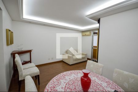 Apartamento à venda com 85m², 3 quartos e 1 vagaSala