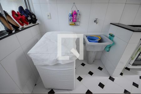 Apartamento à venda com 85m², 3 quartos e 1 vagaÁrea de Serviço