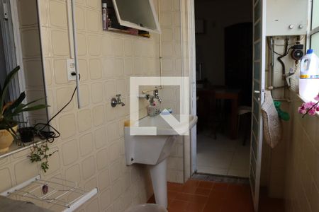 Apartamento à venda com 94m², 3 quartos e 1 vagaÁrea de Serviço