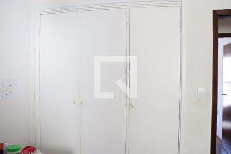 Quarto 1 - Armários de apartamento à venda com 3 quartos, 94m² em Jardim Bela Vista, Campinas