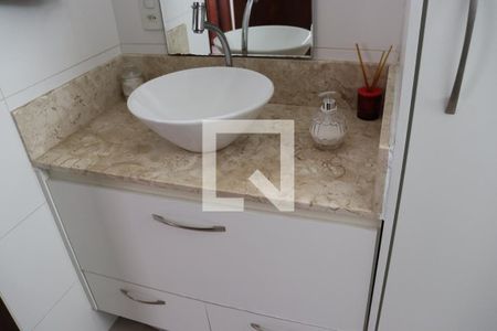 Apartamento à venda com 94m², 3 quartos e 1 vagaDetalhe do banheiro 