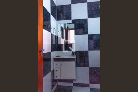 Casa para alugar com 70m², 2 quartos e 1 vaga Casa para alugar com 70m², 2 quartos e 1 vagaBanheiro da Suíte