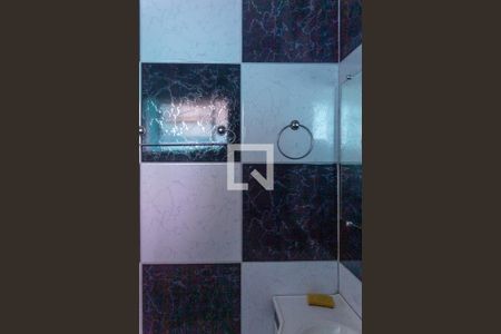 Casa para alugar com 70m², 2 quartos e 1 vaga Casa para alugar com 70m², 2 quartos e 1 vagaBanheiro da Suíte