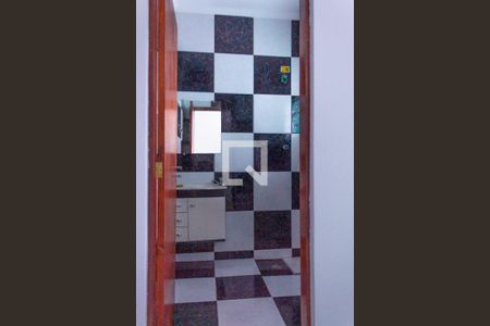 Casa para alugar com 70m², 2 quartos e 1 vaga Casa para alugar com 70m², 2 quartos e 1 vagaBanheiro da Suíte