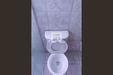 Casa para alugar com 70m², 2 quartos e 1 vaga Casa para alugar com 70m², 2 quartos e 1 vagaBanheiro Social