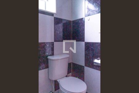 Casa para alugar com 70m², 2 quartos e 1 vaga Casa para alugar com 70m², 2 quartos e 1 vagaBanheiro da Suíte