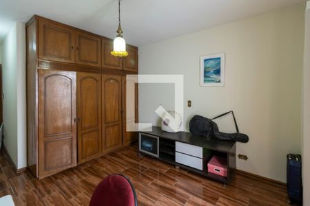 Casa à venda com 220m², 3 quartos e 1 vagaQuarto 2