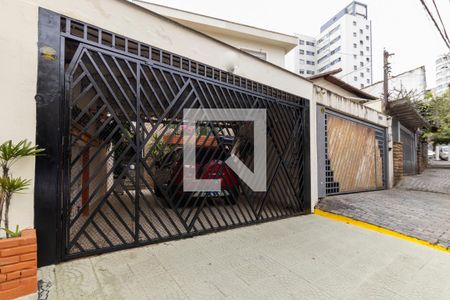 Casa à venda com 220m², 3 quartos e 1 vagaFachada