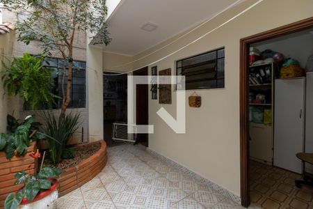 Casa à venda com 220m², 3 quartos e 1 vagaQuintal