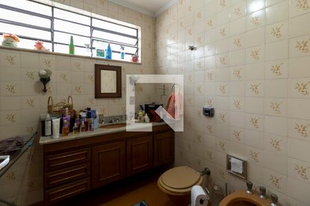 Casa à venda com 220m², 3 quartos e 1 vagaBanheiro