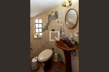 Casa à venda com 220m², 3 quartos e 1 vagaLavabo