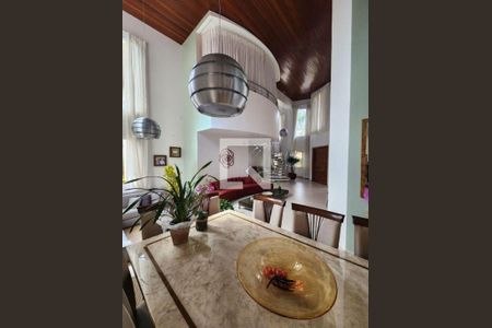 Casa à venda com 4 quartos, 450m² em Jardim dos Estados, São Paulo