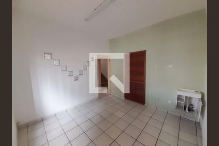 Casa à venda com 4 quartos, 176m² em Vila Dom Pedro I, São Paulo