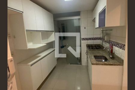 Apartamento à venda com 2 quartos, 49m² em Vila Liviero, São Paulo