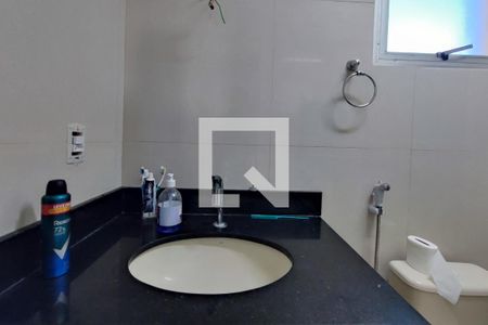 Apartamento à venda com 84m², 3 quartos e 2 vagasBanheiro Social