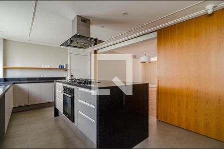 Apartamento à venda com 140m², 3 quartos e 2 vagasCozinha