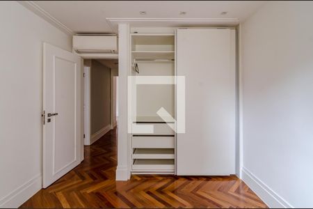 Apartamento à venda com 140m², 3 quartos e 2 vagasQuarto 3