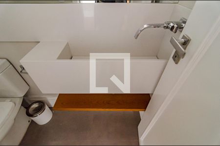 Lavabo de apartamento à venda com 3 quartos, 140m² em Cerqueira César, São Paulo