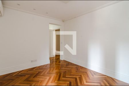 Apartamento à venda com 140m², 3 quartos e 2 vagasSuíte 2