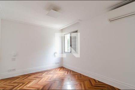 Apartamento à venda com 140m², 3 quartos e 2 vagasSuíte 2