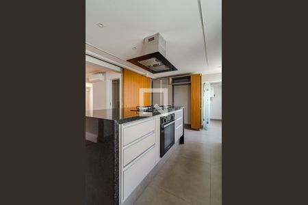 Apartamento à venda com 140m², 3 quartos e 2 vagasCozinha