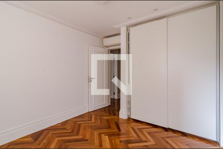 Apartamento à venda com 140m², 3 quartos e 2 vagasQuarto 3