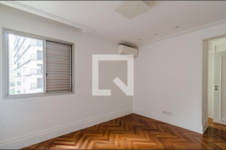 Apartamento à venda com 140m², 3 quartos e 2 vagasSuíte 2