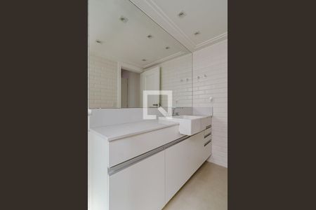 Apartamento à venda com 140m², 3 quartos e 2 vagasSuíte 2