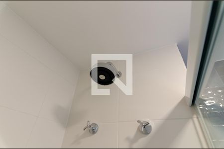 Apartamento à venda com 76m², 2 quartos e 1 vaga Apartamento à venda com 76m², 2 quartos e 1 vagaBanheiro Social