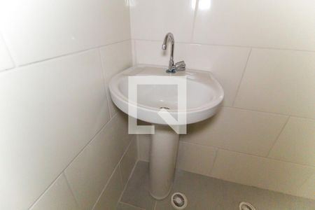 Apartamento para alugar com 36m², 2 quartos e sem vaga Apartamento para alugar com 36m², 2 quartos e sem vagaBanheiro
