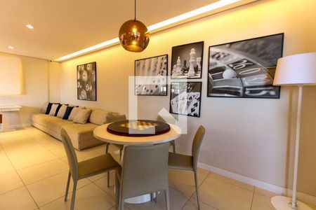 Apartamento para alugar com 68m², 2 quartos e 1 vagaÁrea Comum