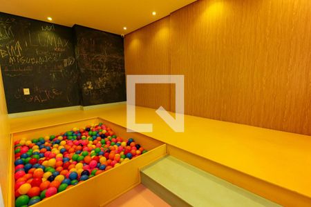 Apartamento para alugar com 68m², 2 quartos e 1 vagaÁrea Comum